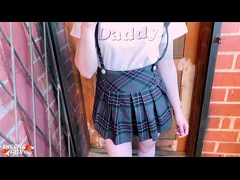 ❤️ Skoolmeisie suig haar piel diep en naai in plaas van klasse. Seksvideo op af.basseyn-vsem.ru ❤