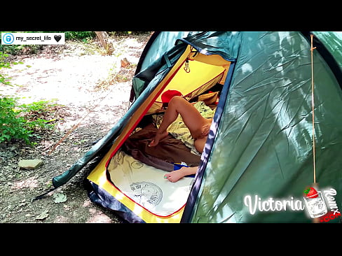 ❤️ Op kamera verfilm Passievolle ruk vreemdeling in 'n tent Seksvideo op af.basseyn-vsem.ru ❤