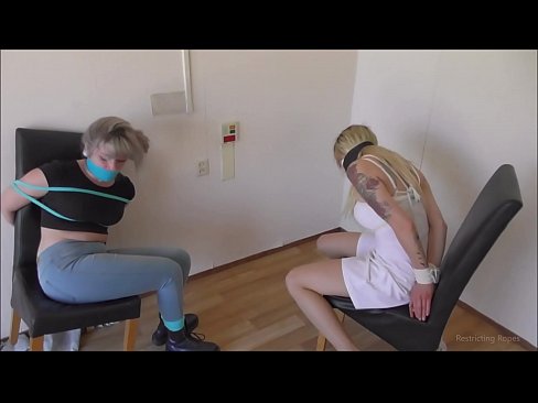 ❤️ Verslaaf / vasgebind en gesnoer / meisie in nood Seksvideo op af.basseyn-vsem.ru ❤