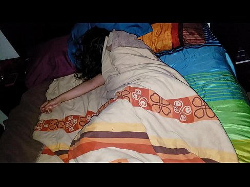 ❤️ Stiefseun berispe sy jong stiefma terwyl sy slaap. Seksvideo op af.basseyn-vsem.ru ❤