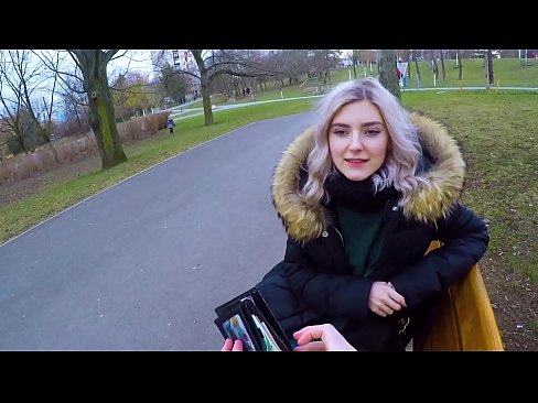 ❤️ Sluk 'n vreemdeling se warm kom vir geld - blowjob in the park deur Eva Elfie Seksvideo op af.basseyn-vsem.ru ❤